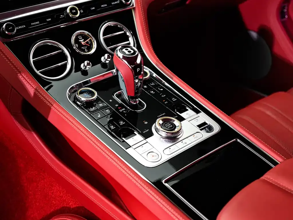 Bentley Continental 2021 из CN, фото 7