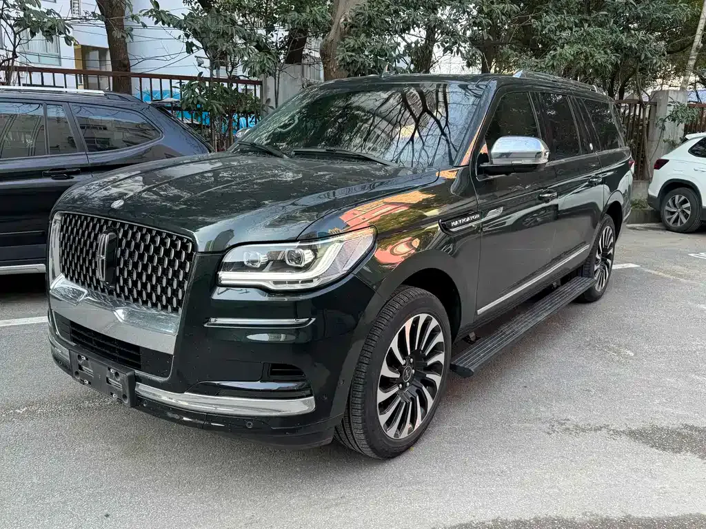 Lincoln Navigator 2023 из CN, фото 1