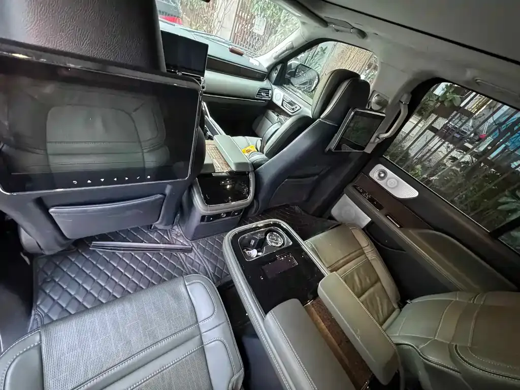 Lincoln Navigator 2023 из CN, фото 7