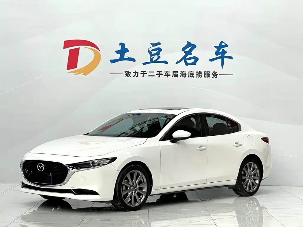 Mazda 3 Axela 2021 из CN, фото 1