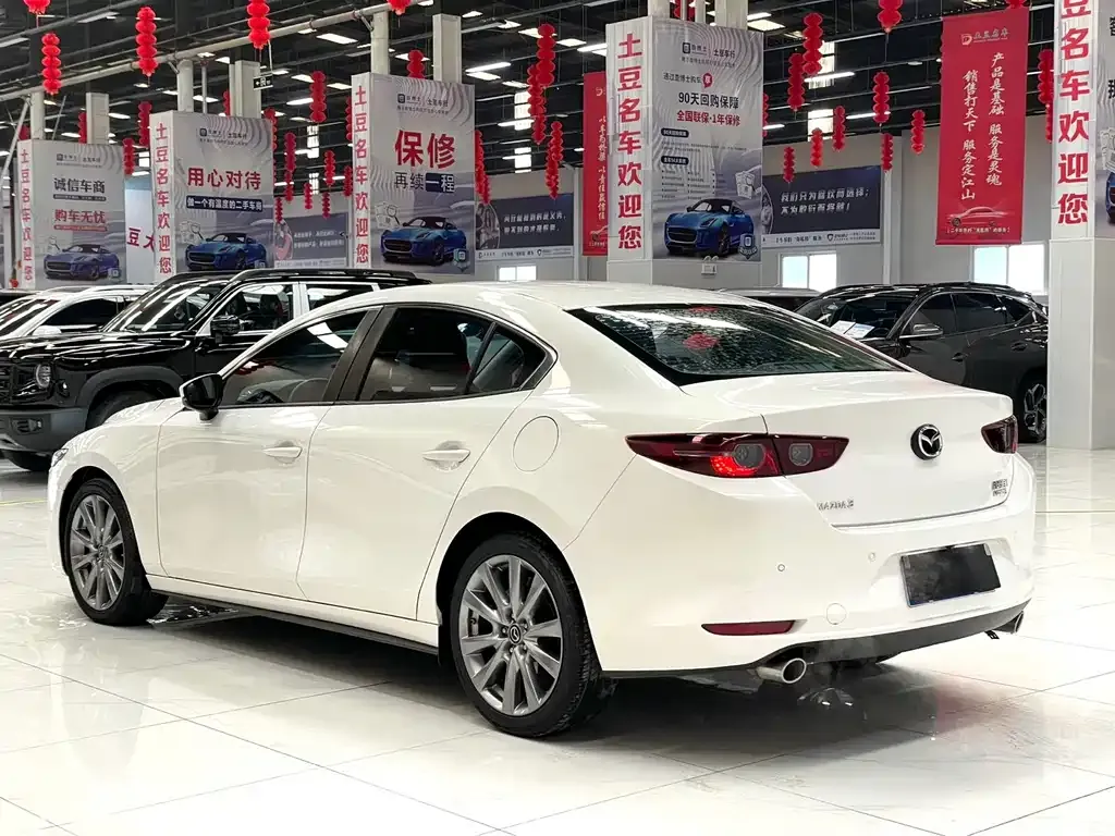 Mazda 3 Axela 2021 из CN, фото 3