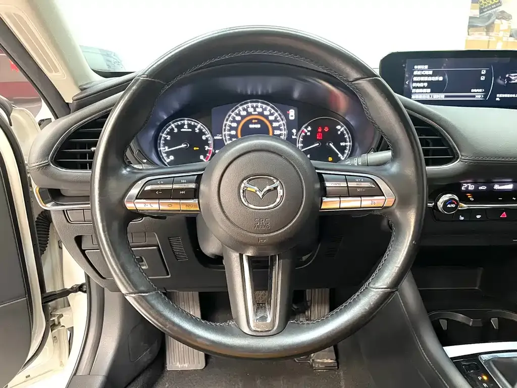 Mazda 3 Axela 2021 из CN, фото 9