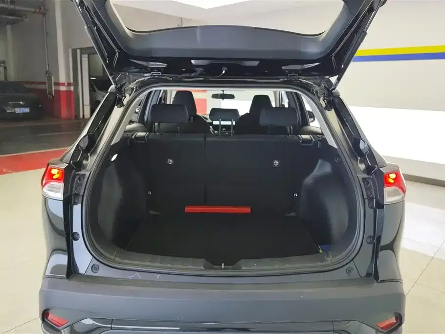 Toyota Frontlander 2024 из CN, фото 6