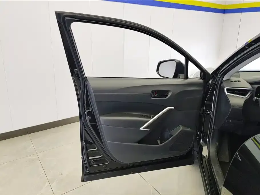 Toyota Frontlander 2024 из CN, фото 2