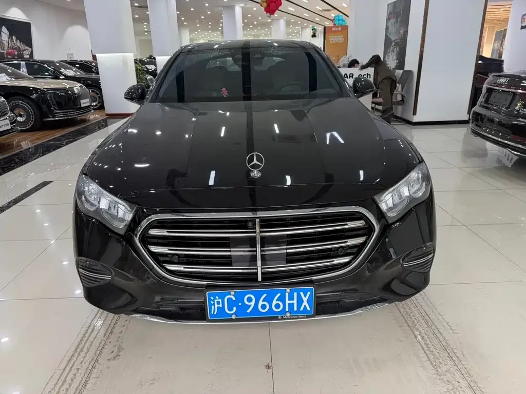 Mercedes-Benz E-Class 2025 из CN, фото 5