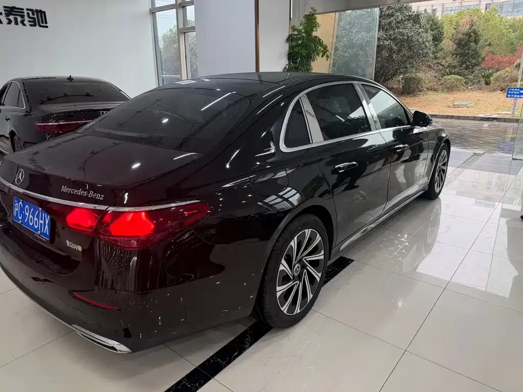 Mercedes-Benz E-Class 2025 из CN, фото 6
