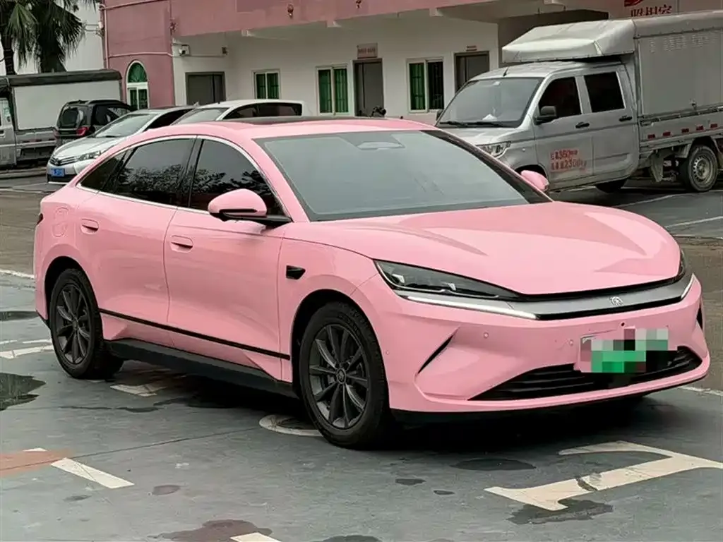 BYD Qin L — фото 8