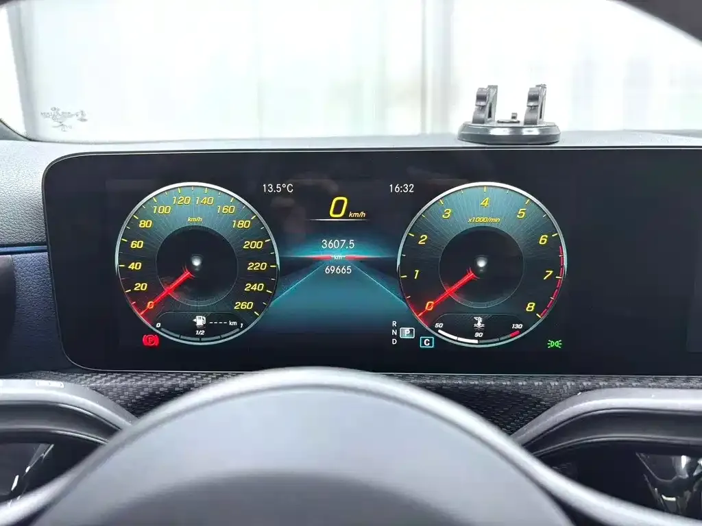 Mercedes-Benz A-Class 2021 из CN, фото 3