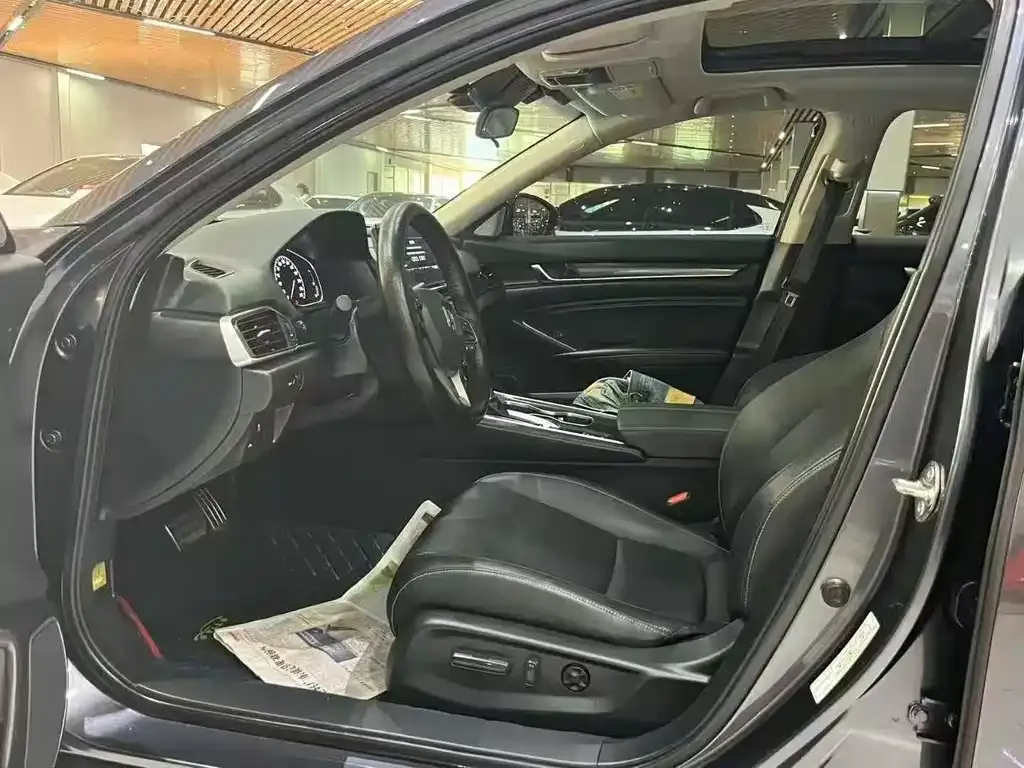 Honda Accord 2022 из CN, фото 6