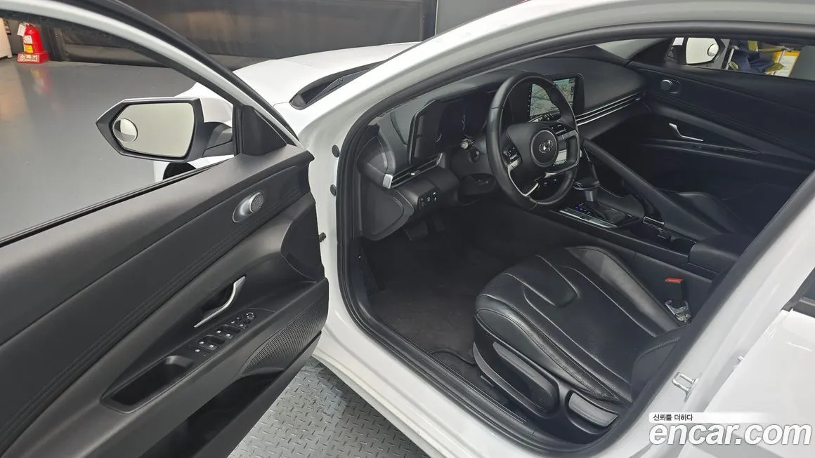 Hyundai AVANTE 2023 из KR, фото 9