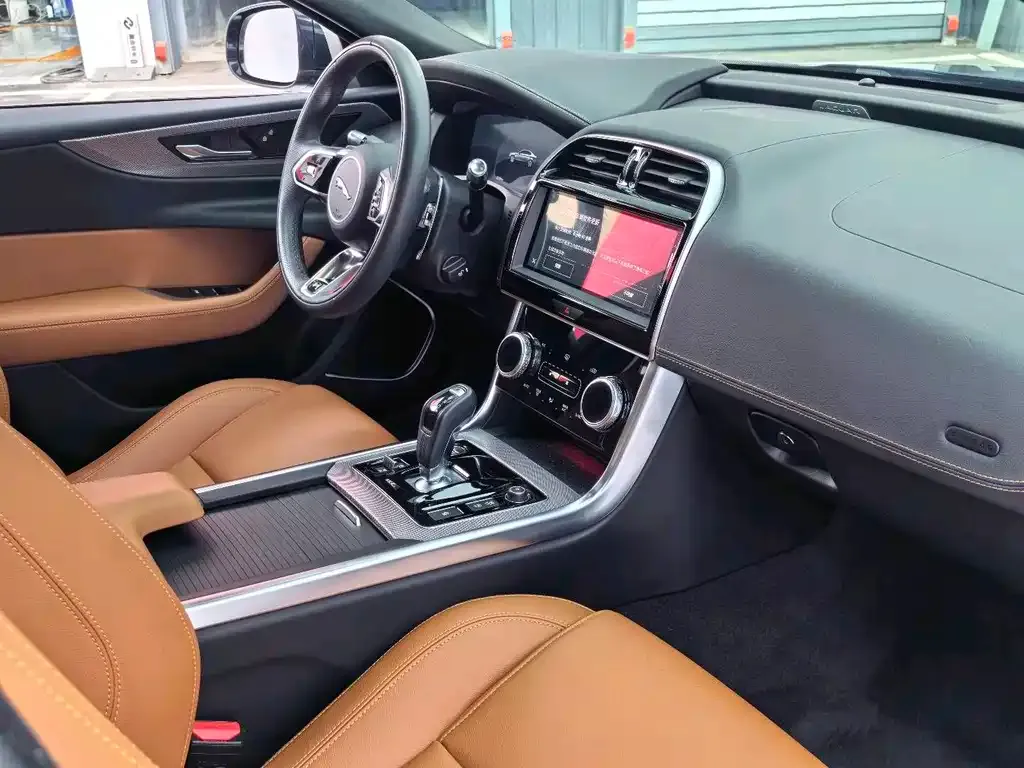 Jaguar XEL 2023 из CN, фото 3