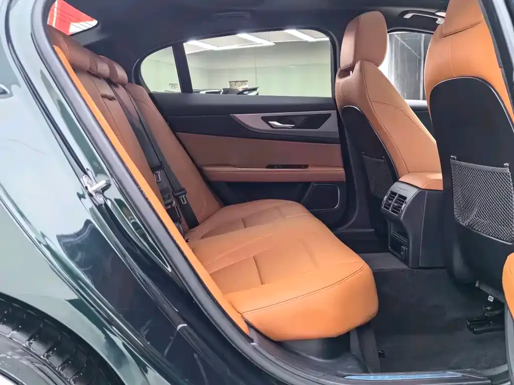 Jaguar XEL 2023 из CN, фото 9