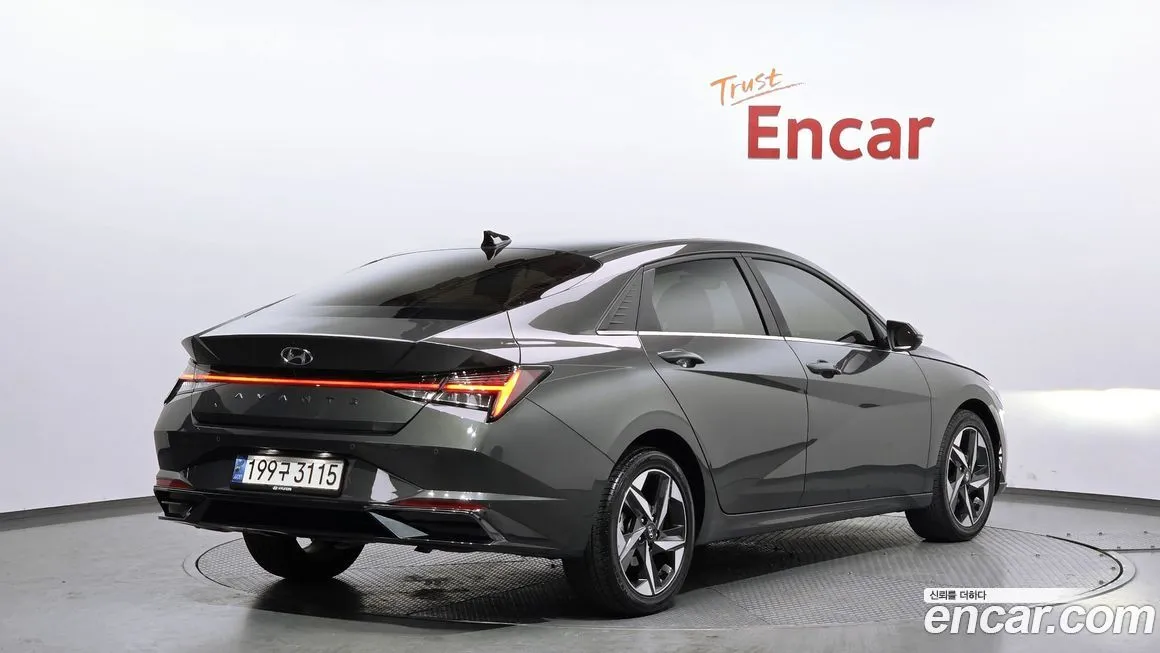 Hyundai AVANTE — фото 4