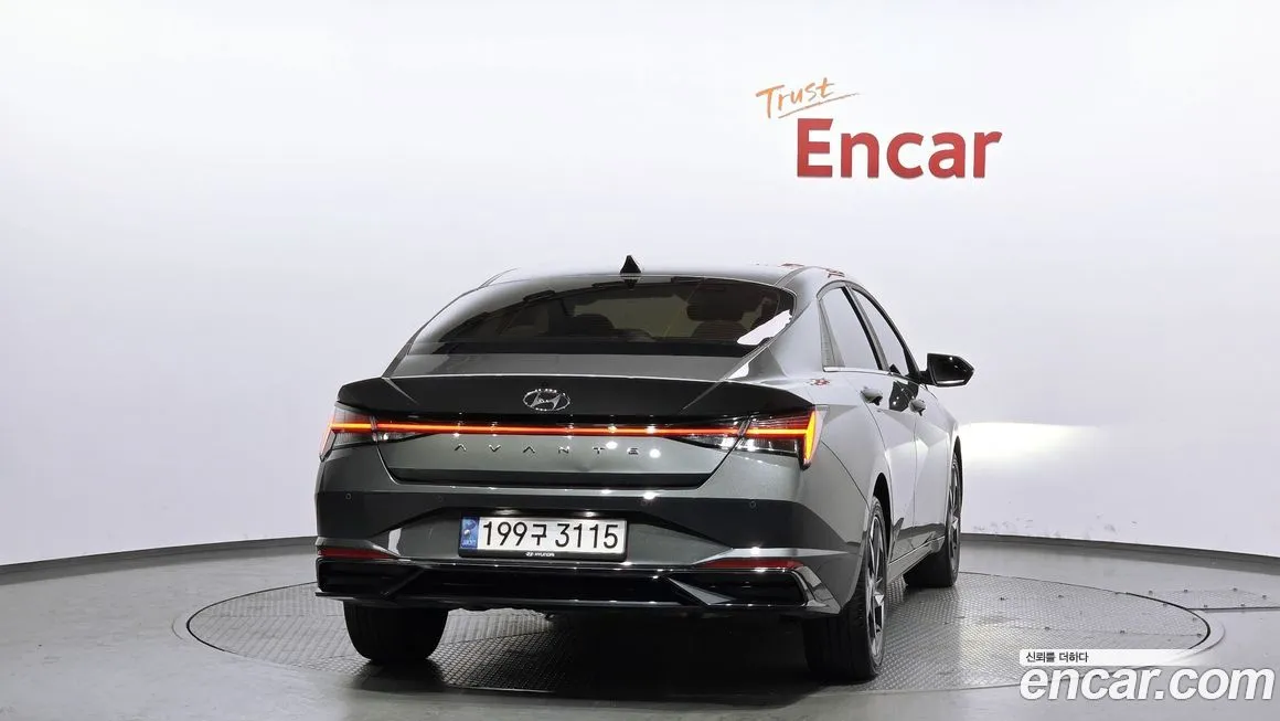 Hyundai AVANTE — фото 5