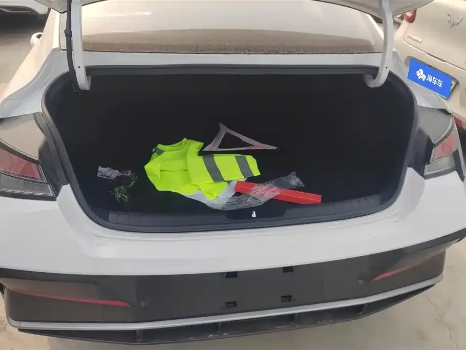 Hyundai Elantra 2025 из CN, фото 9
