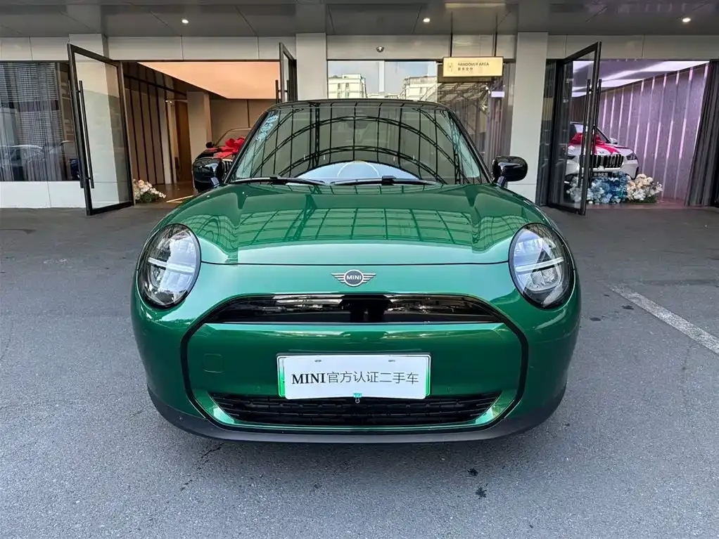 MINI Cooper EV 2024 из CN, фото 3