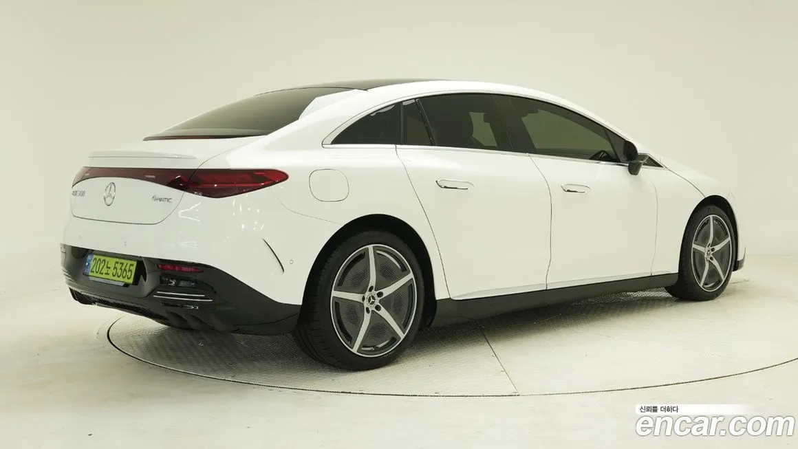 Mercedes-Benz EQE 2023 из KR, фото 2