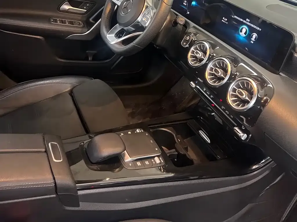 Mercedes-Benz A-Class 2021 из CN, фото 2