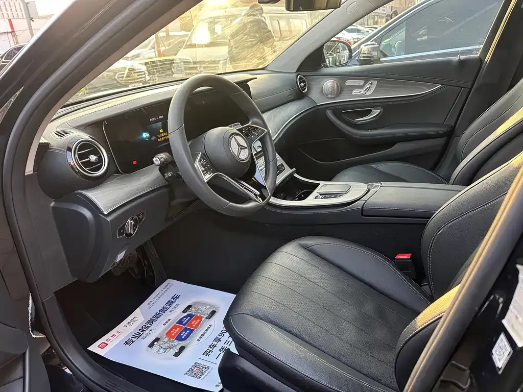Mercedes-Benz E-Class 2022 из CN, фото 2