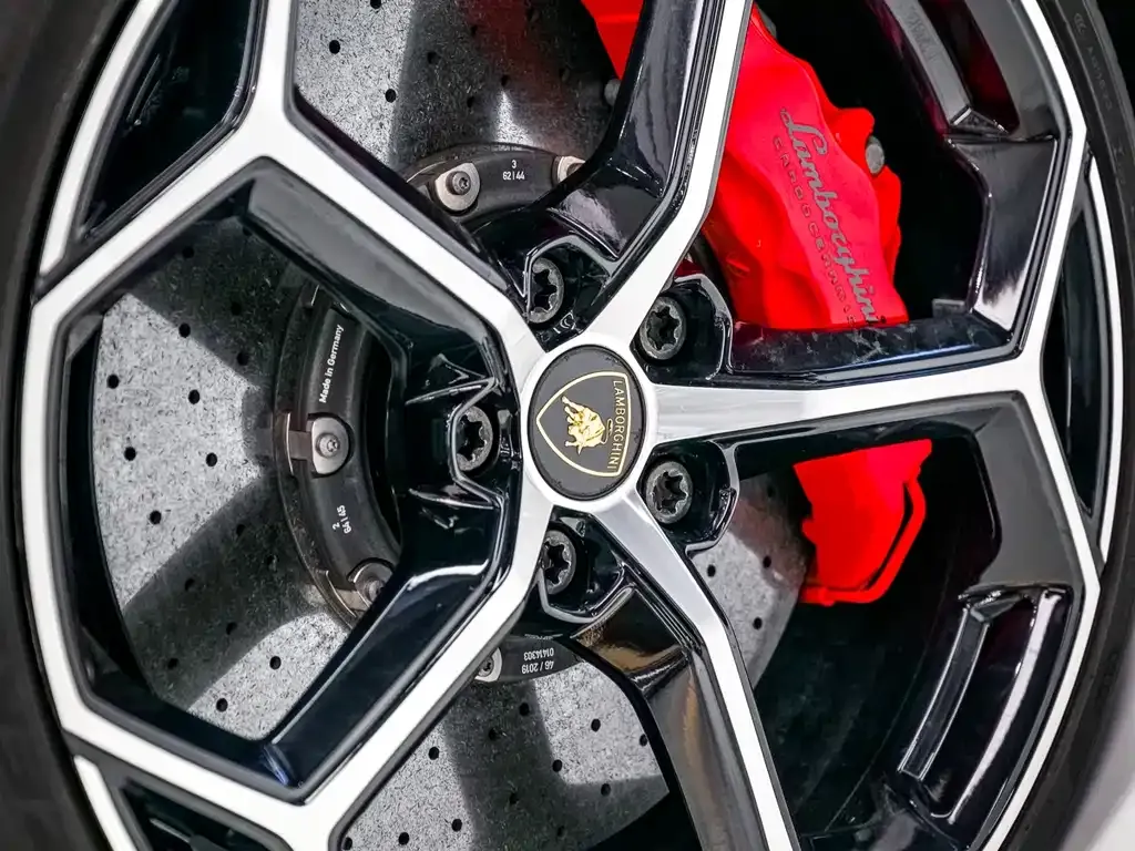 Lamborghini Huracan — фото 10