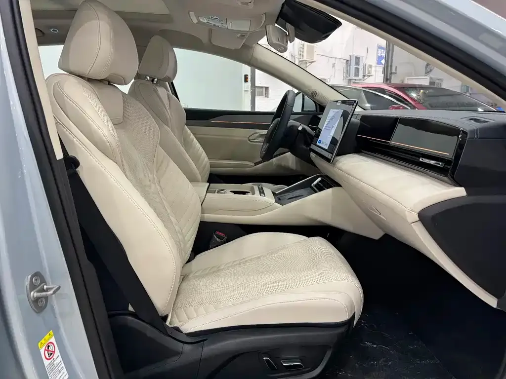 BYD Qin L 2025 из CN, фото 5