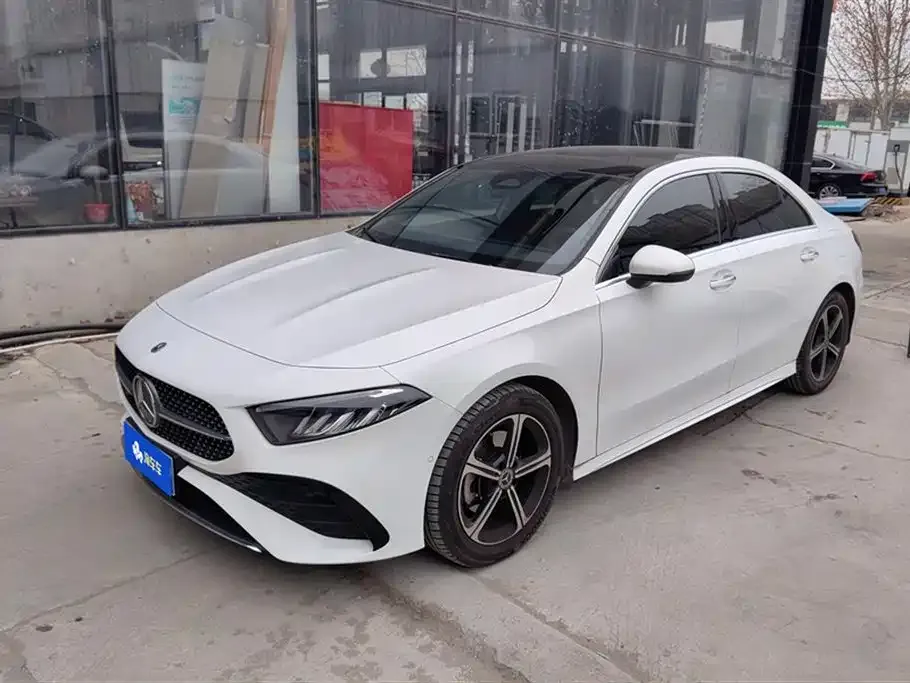 Mercedes-Benz A-Class 2023 из CN, фото 1