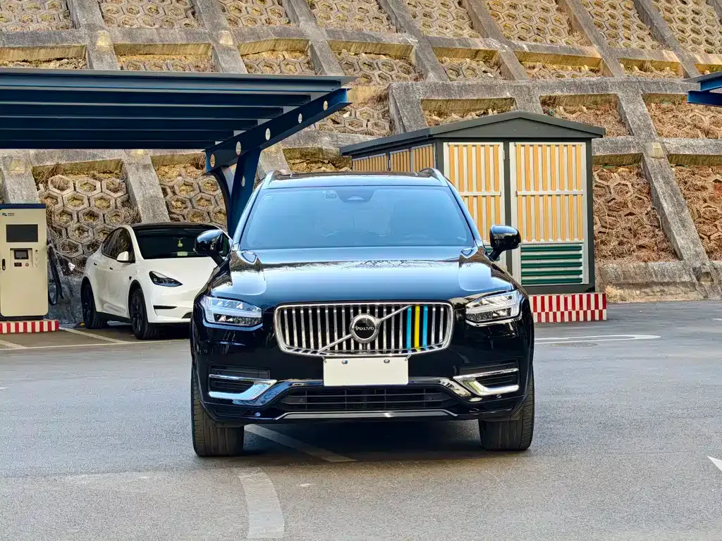 Volvo XC90 2023 из CN, фото 4