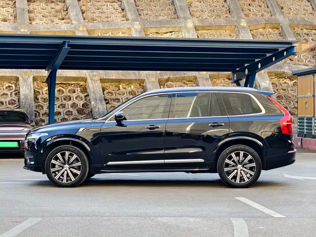 Volvo XC90 2023 из CN, фото 8
