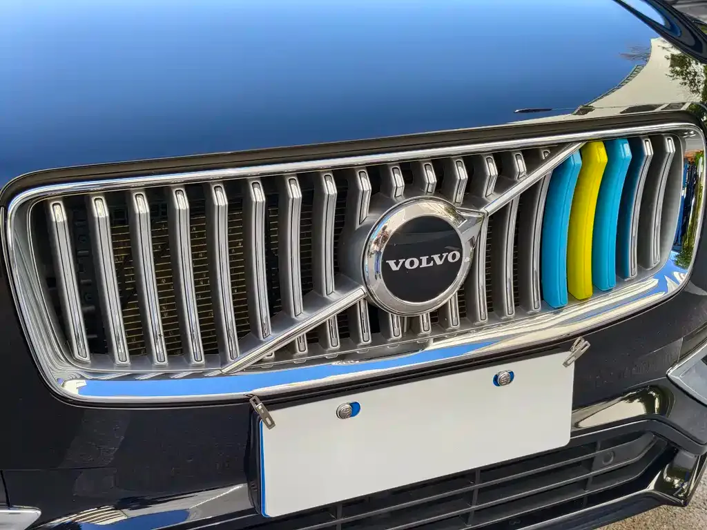 Volvo XC90 2023 из CN, фото 3