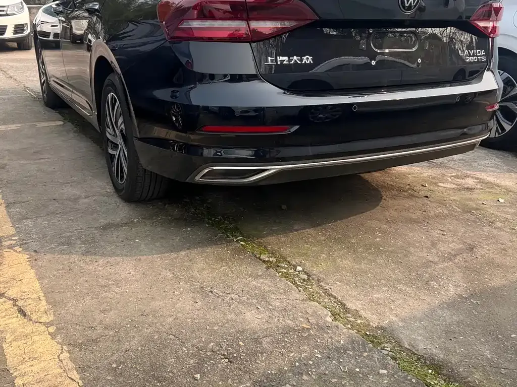 Volkswagen Lavida 2023 из CN, фото 10