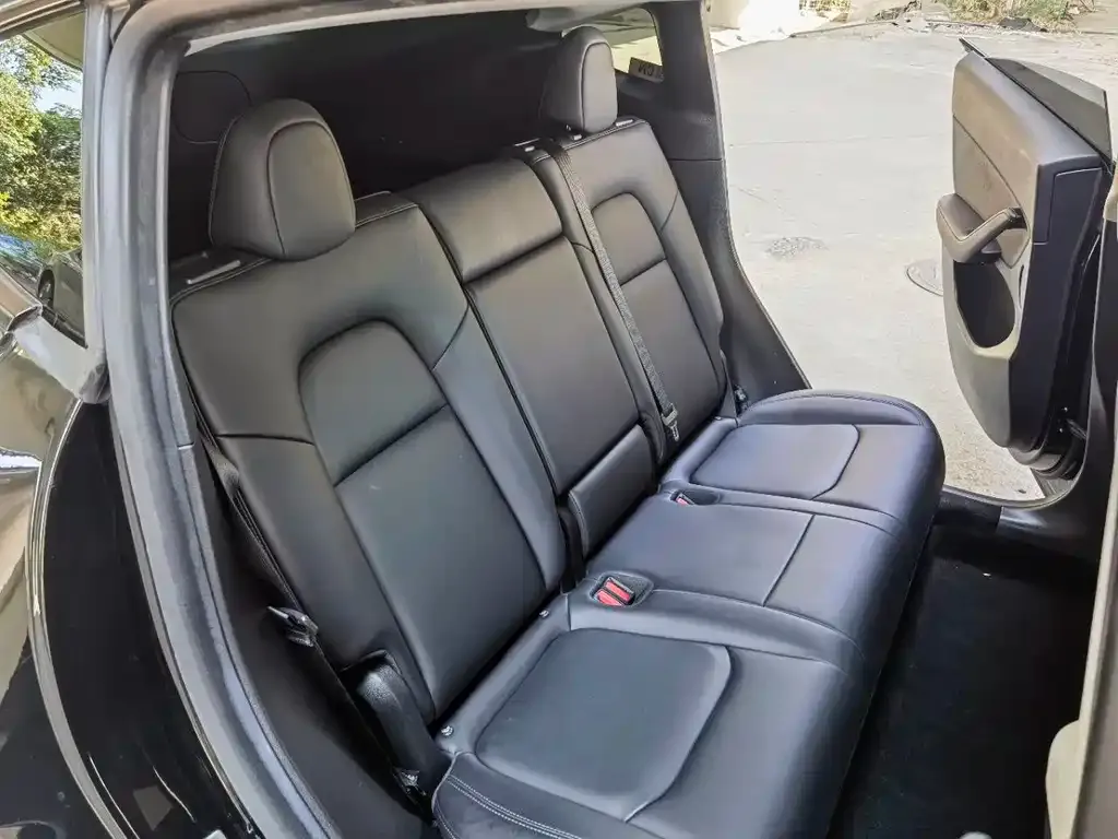 Tesla Model Y 2022 из CN, фото 5
