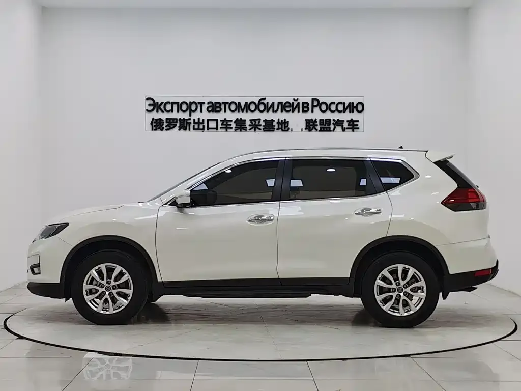 Nissan X-Trail 2023 из CN, фото 4