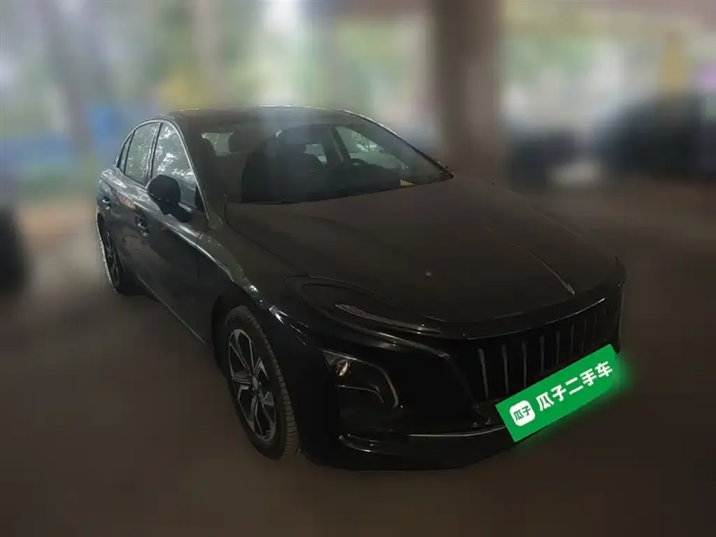 Hongqi E-QM5 2024 из CN, фото 8