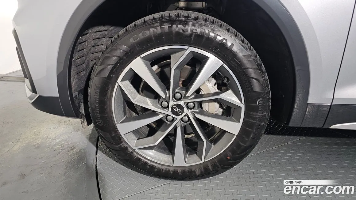 Audi Q5 2022 из KR, фото 4