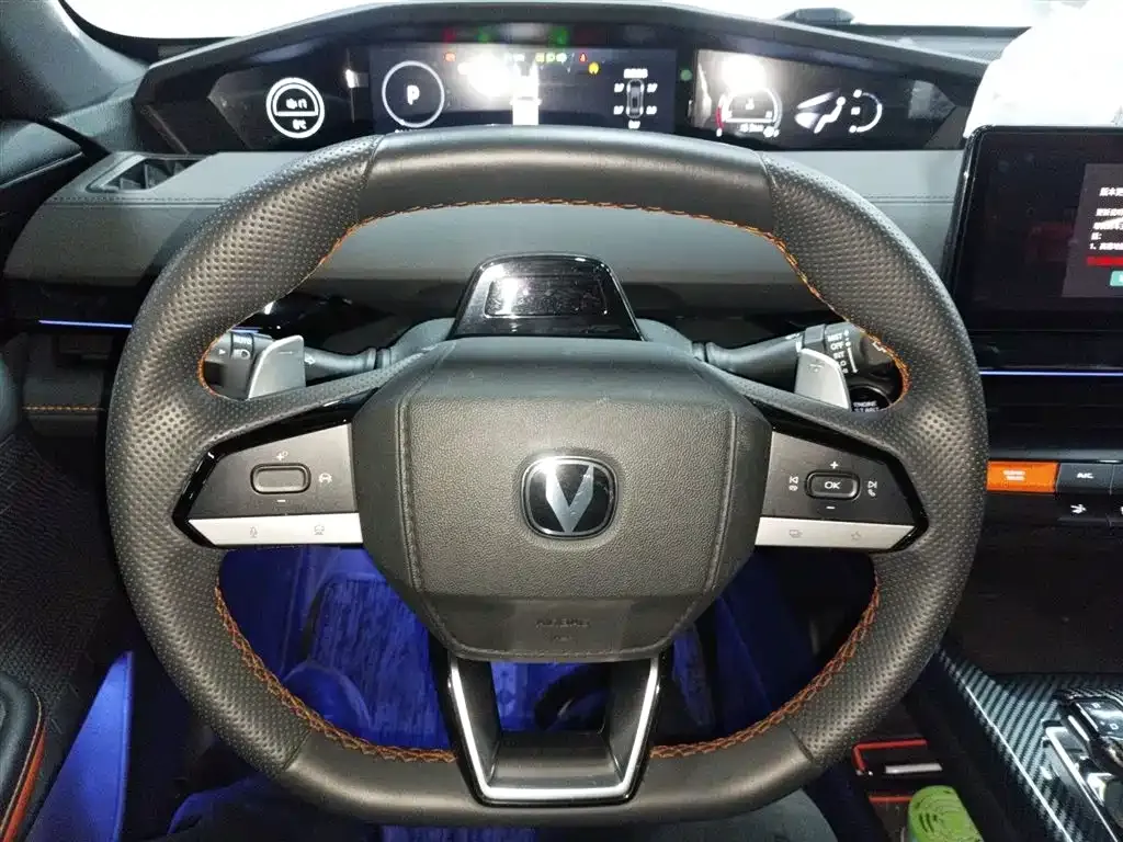 Changan UNI-V 2023 из CN, фото 6