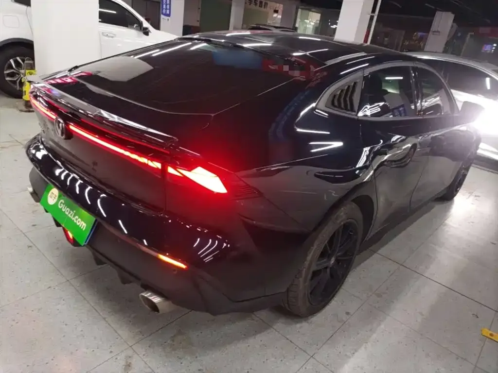 Changan UNI-V 2023 из CN, фото 4