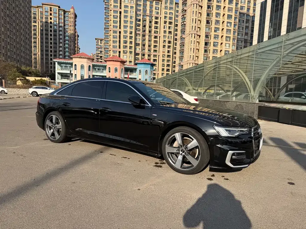 Audi A6L 2023 из CN, фото 6