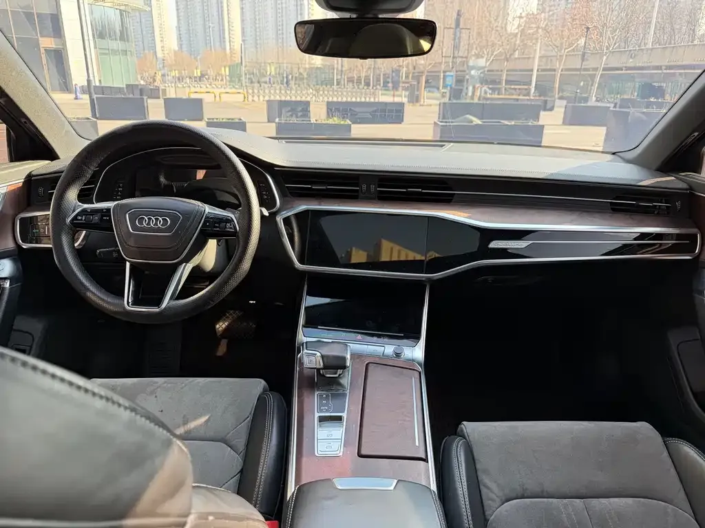 Audi A6L 2023 из CN, фото 3