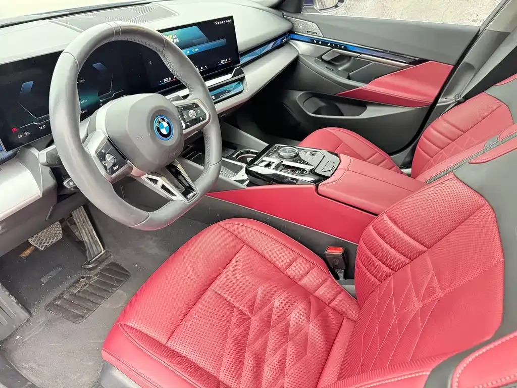 BMW i5 2024 из CN, фото 5