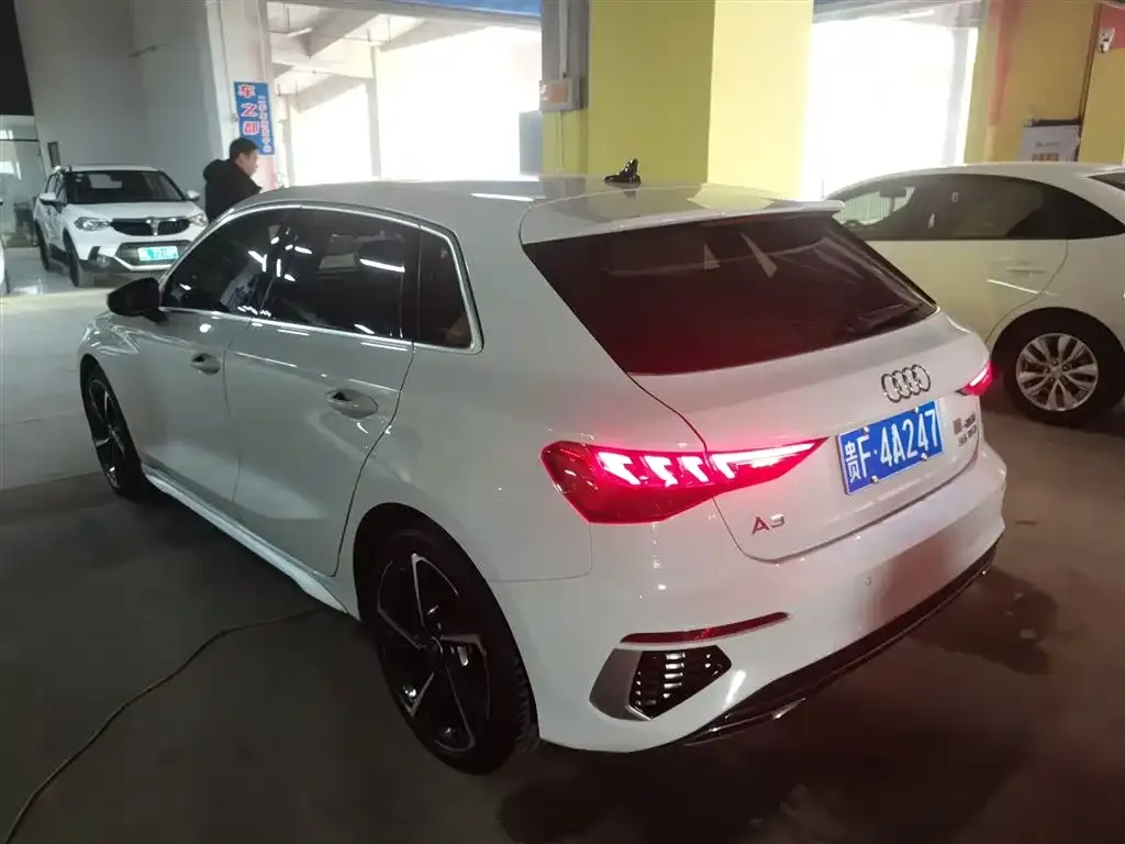 Audi A3 2022 из CN, фото 10