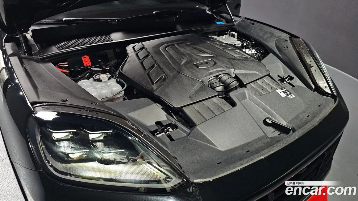 Porsche Cayenne 2025 из KR, фото 10