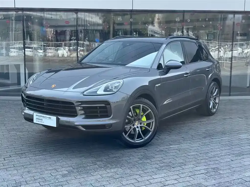 Porsche Cayenne Hybrid — фото 1