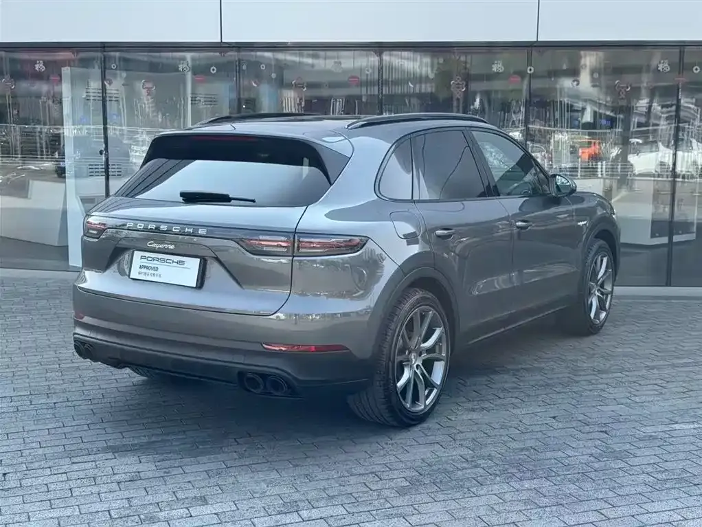Porsche Cayenne Hybrid — фото 8