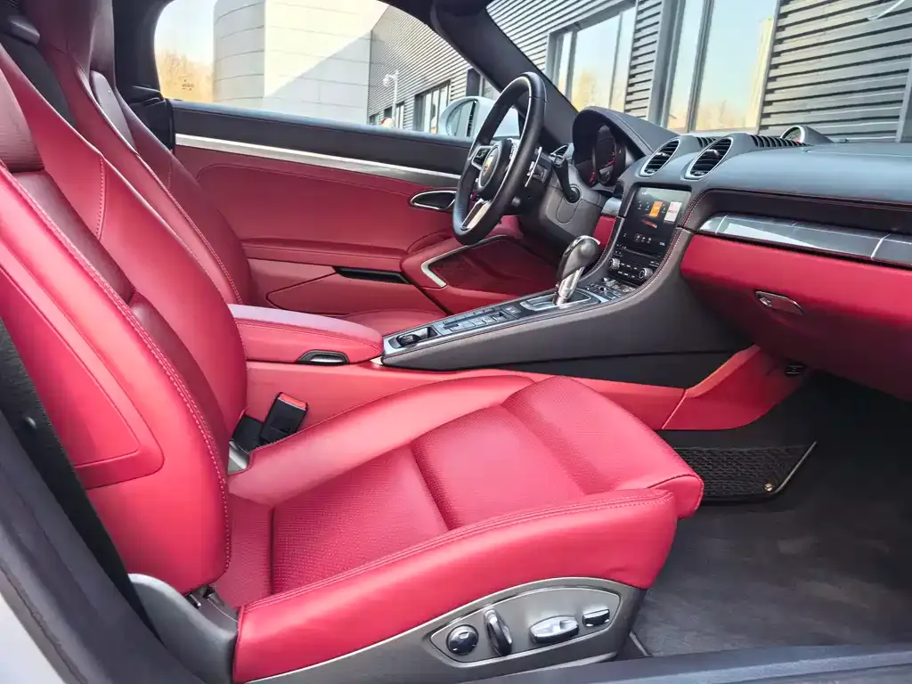 Porsche 718 2024 из CN, фото 2