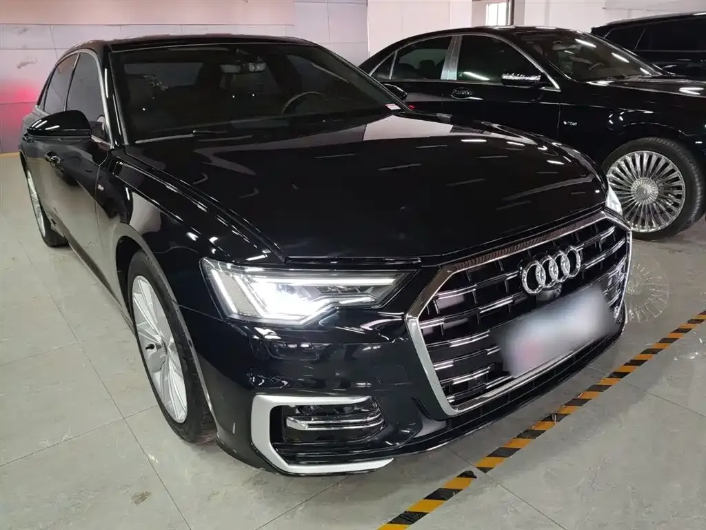 Audi A6L 2023 из CN, фото 6