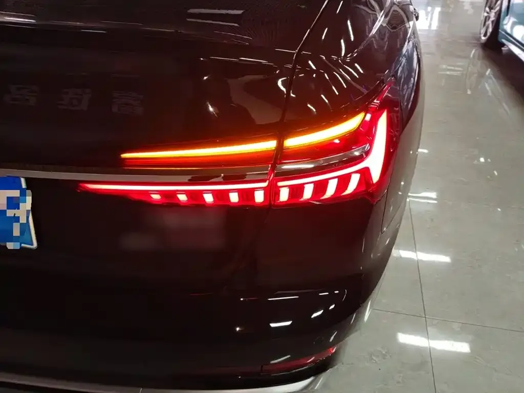 Audi A6L 2023 из CN, фото 4