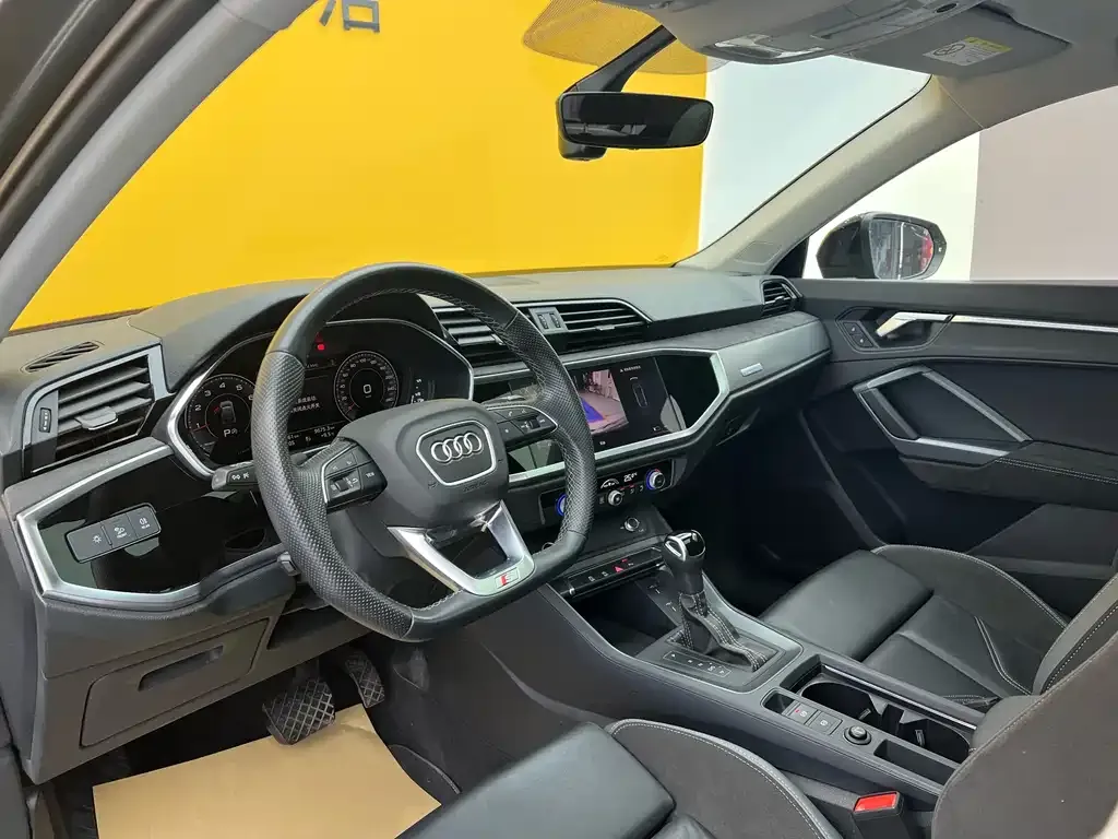 Audi Q3 Sportback 2023 из CN, фото 6