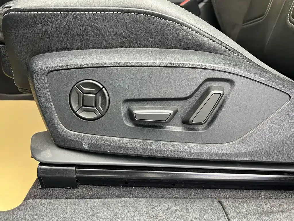 Audi Q3 Sportback 2023 из CN, фото 10