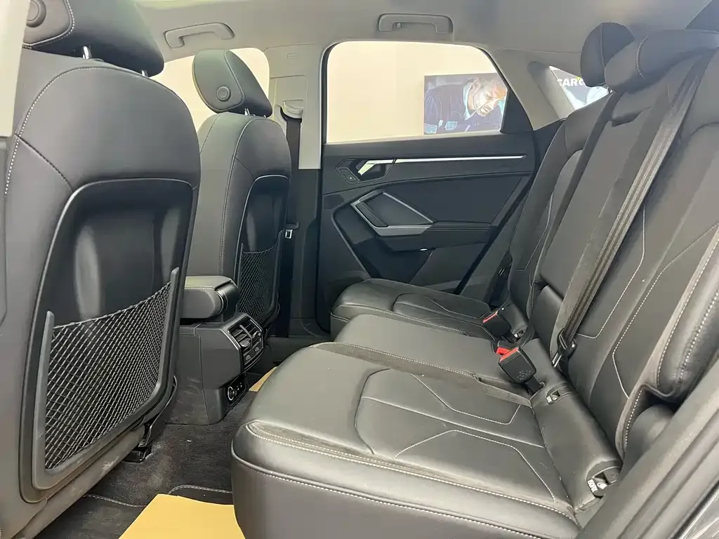 Audi Q3 Sportback 2023 из CN, фото 8