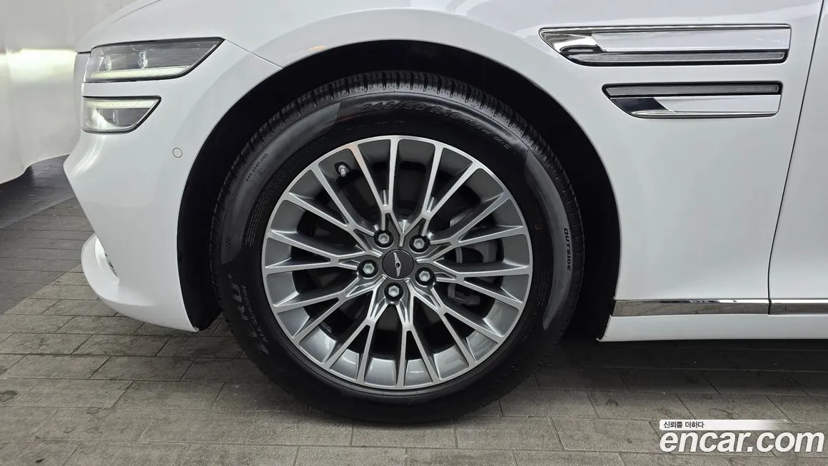 Genesis G80 — фото 9